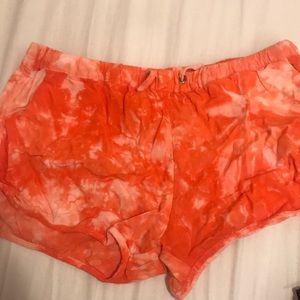 ORANGE TIE-DYE SHORTS